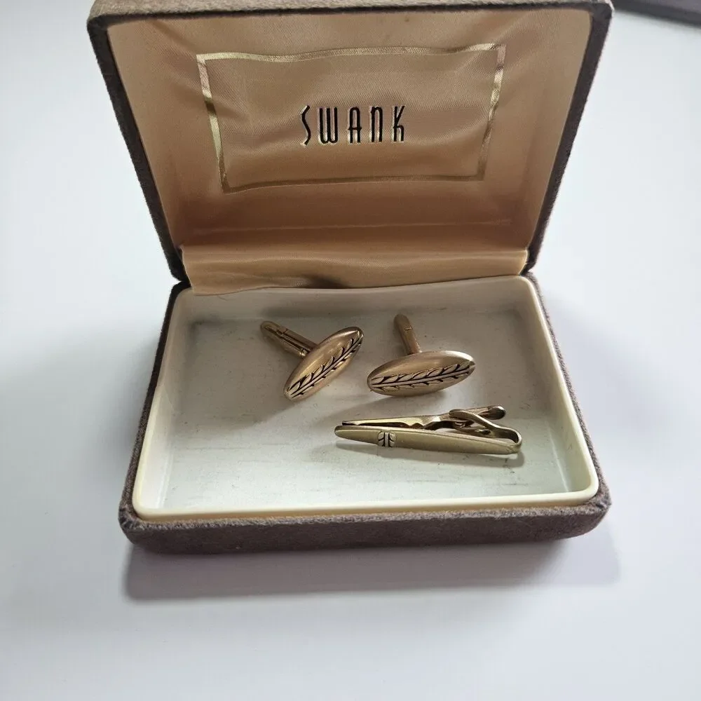 Swank Vintage Gold Tone Wheat Cufflinks And Tie Clip IOB